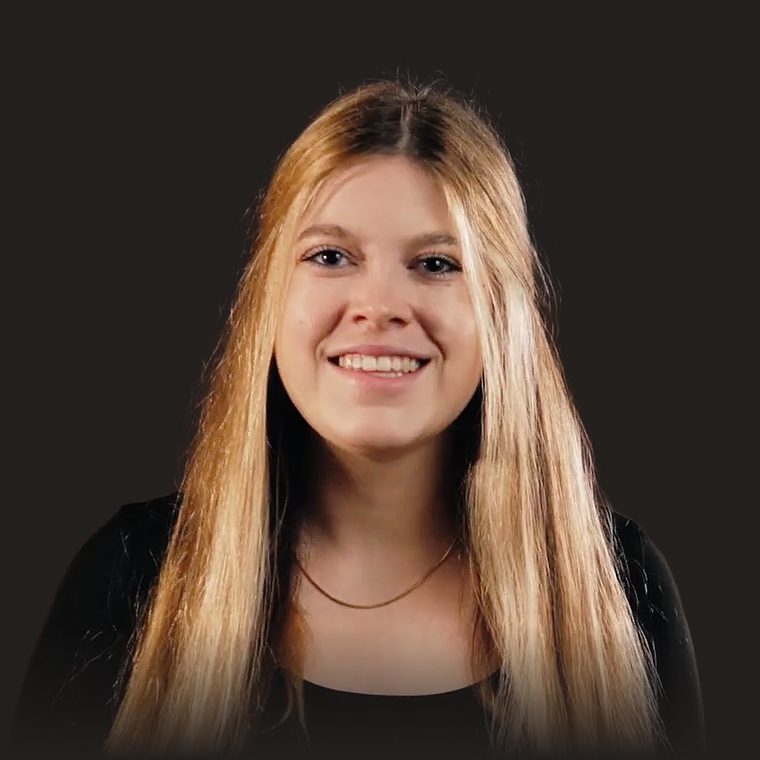Porträt von Alina